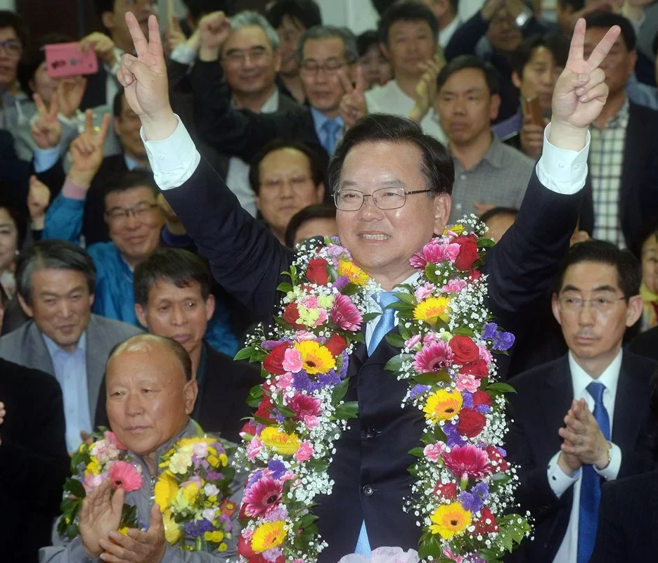 與도 노리는 ‘보수 심장’ 대구…김부겸, 독배 들까 [런치정치]