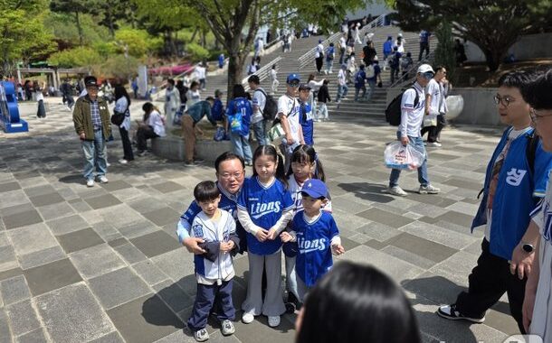 김부겸, 대구 민심 공략 ‘가속’…국힘, 공천 갈등 속 ‘주춤'(종합) : 네이트 뉴스
